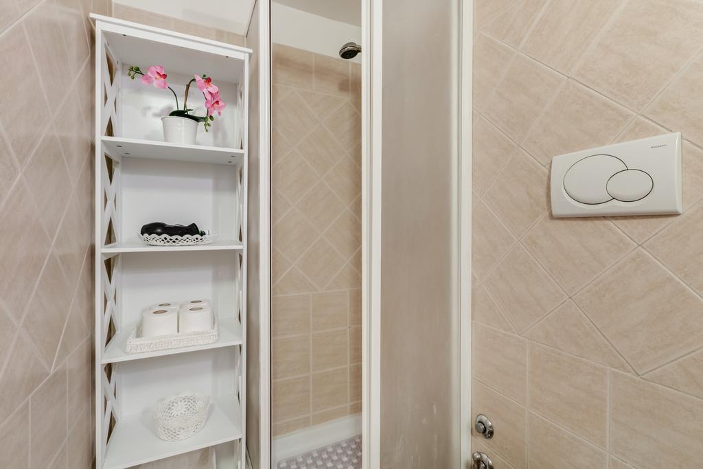 Lulu House Bed and breakfast Roma